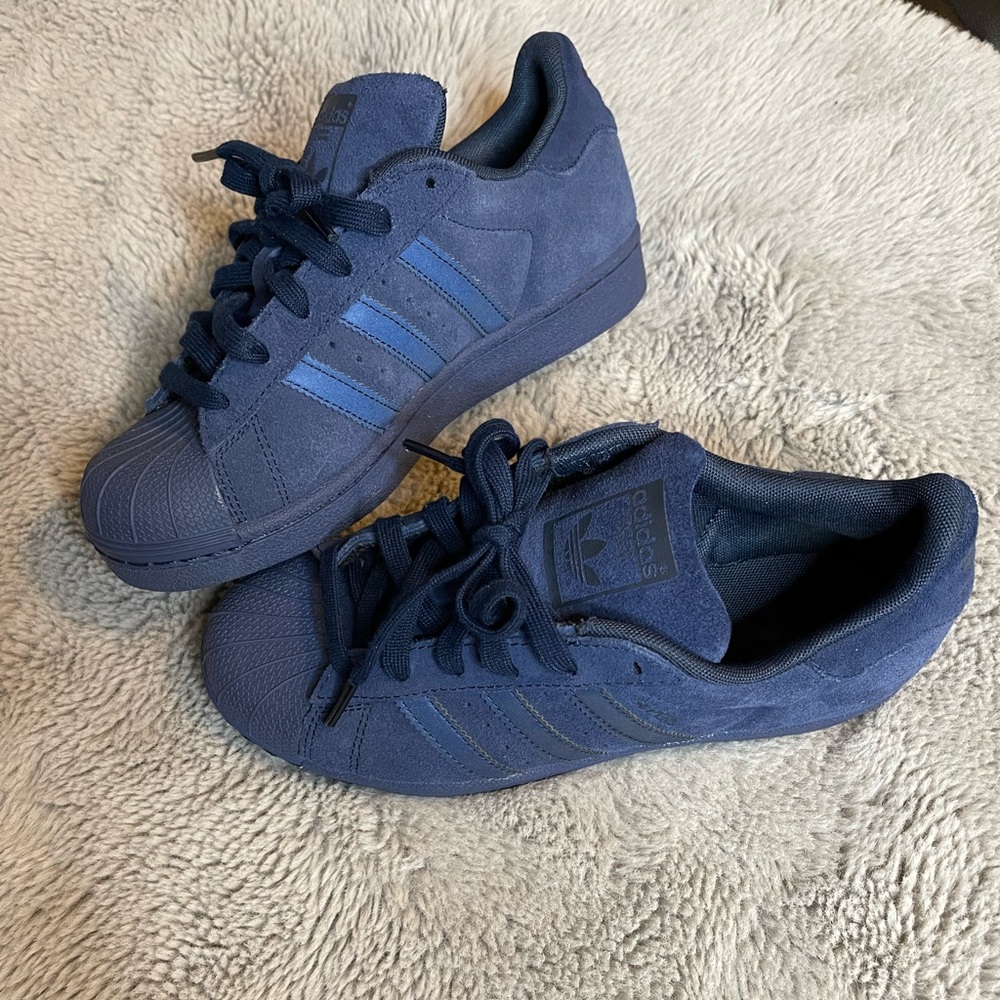 Adidas Superstar Sneakers